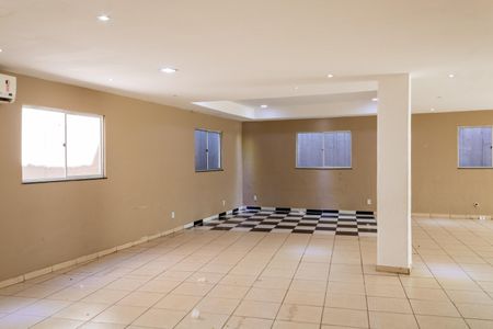 Apartamento para alugar com 45m², 2 quartos e 1 vagaÁrea comum - Salão de festas