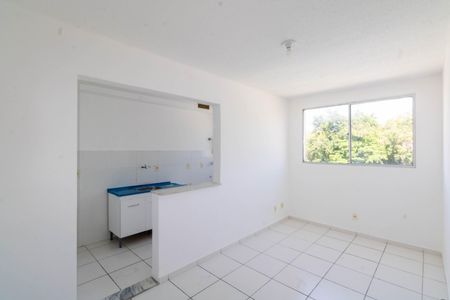 Sala de apartamento para alugar com 2 quartos, 45m² em Campo Grande, Rio de Janeiro
