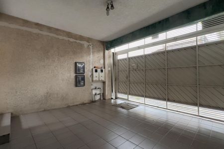 Casa à venda com 100m², 2 quartos e 2 vagasGaragem