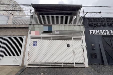 Casa à venda com 100m², 2 quartos e 2 vagasFachada