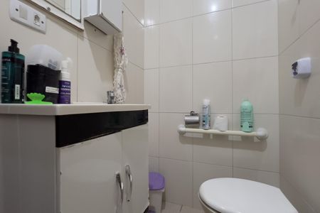 Casa à venda com 100m², 2 quartos e 2 vagasBanheiro 2