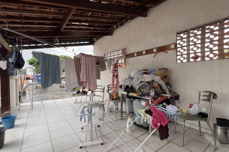 Casa à venda com 100m², 2 quartos e 2 vagasÁrea de Serviço