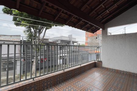 Casa à venda com 100m², 2 quartos e 2 vagasVaranda