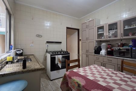 Casa à venda com 100m², 2 quartos e 2 vagasCozinha