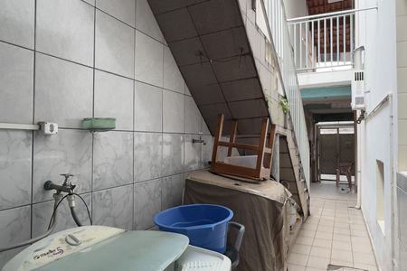 Casa à venda com 100m², 2 quartos e 2 vagasÁrea de Serviço