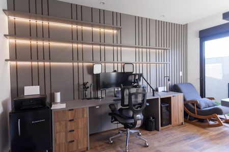 Casa de condomínio à venda com 252m², 4 quartos e 4 vagasSuíte 1