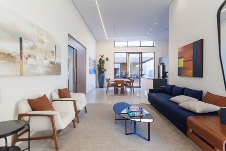 Casa de condomínio à venda com 252m², 4 quartos e 4 vagasSala de TV