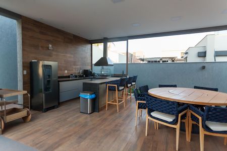 Casa de condomínio à venda com 252m², 4 quartos e 4 vagasÁrea externa