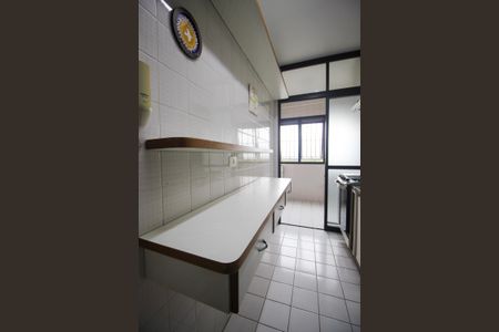 Apartamento à venda com 62m², 2 quartos e 2 vagasCozinha