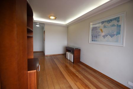 Apartamento à venda com 62m², 2 quartos e 2 vagasSala