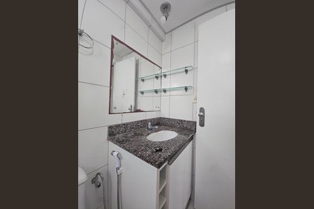 Apartamento para alugar com 65m², 2 quartos e 1 vaga Apartamento para alugar com 65m², 2 quartos e 1 vagaBanheiro da Suíte
