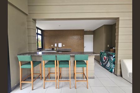 Apartamento para alugar com 65m², 2 quartos e 1 vaga Apartamento para alugar com 65m², 2 quartos e 1 vagaÁrea comum - Salão de festas