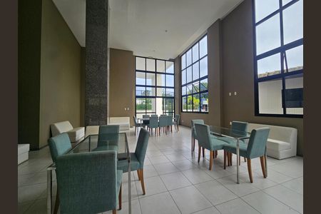 Apartamento para alugar com 65m², 2 quartos e 1 vaga Apartamento para alugar com 65m², 2 quartos e 1 vagaÁrea comum - Salão de festas