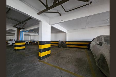 Apartamento para alugar com 65m², 2 quartos e 1 vaga Apartamento para alugar com 65m², 2 quartos e 1 vagaGaragem