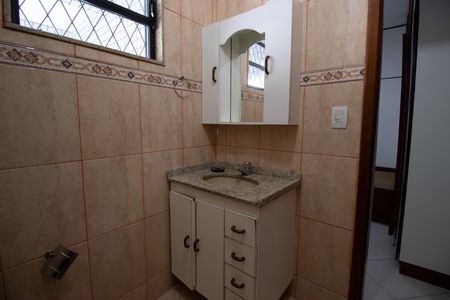 Casa à venda com 200m², 3 quartos e 3 vagas Casa à venda com 200m², 3 quartos e 3 vagasBanheiro da Suíte 3