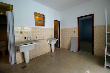 Casa à venda com 200m², 3 quartos e 3 vagas Casa à venda com 200m², 3 quartos e 3 vagasÁrea de Serviço