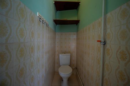 Casa à venda com 200m², 3 quartos e 3 vagas Casa à venda com 200m², 3 quartos e 3 vagasBanheiro de serviço