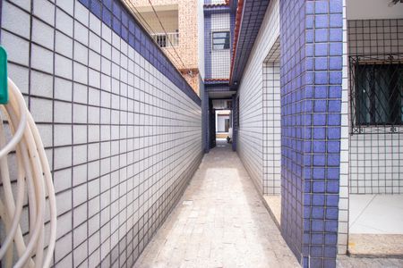 Casa à venda com 200m², 3 quartos e 3 vagas Casa à venda com 200m², 3 quartos e 3 vagasCorredor