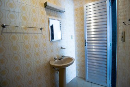 Casa à venda com 200m², 3 quartos e 3 vagas Casa à venda com 200m², 3 quartos e 3 vagasBanheiro de serviço