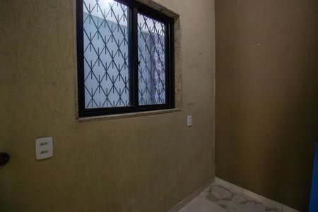 Casa à venda com 200m², 3 quartos e 3 vagas Casa à venda com 200m², 3 quartos e 3 vagasEscritório