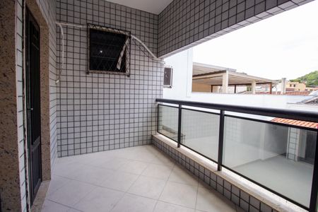 Casa à venda com 200m², 3 quartos e 3 vagas Casa à venda com 200m², 3 quartos e 3 vagasVista da Suíte