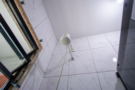 Casa à venda com 200m², 3 quartos e 3 vagas Casa à venda com 200m², 3 quartos e 3 vagasBanheiro Social