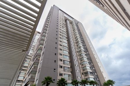 Apartamento para alugar com 100m², 2 quartos e 2 vagasFachada