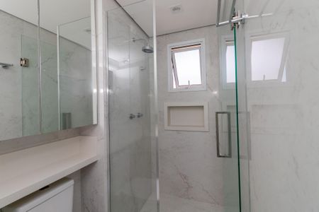 Apartamento para alugar com 100m², 2 quartos e 2 vagasBanheiro da Suite 2