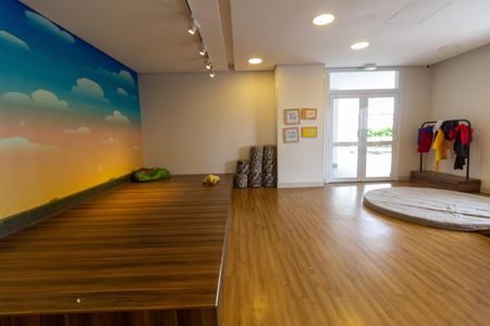 Apartamento para alugar com 100m², 2 quartos e 2 vagasÁrea Comum - Brinquedoteca