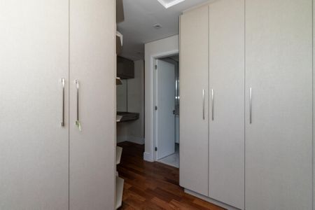 Apartamento para alugar com 100m², 2 quartos e 2 vagasCloset da Suite 2