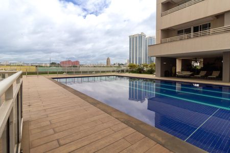 Apartamento para alugar com 100m², 2 quartos e 2 vagasÁrea Comum - Piscina