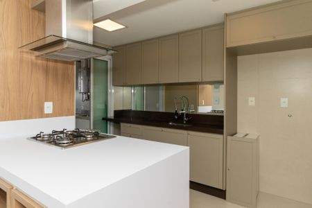 Apartamento para alugar com 100m², 2 quartos e 2 vagasCozinha