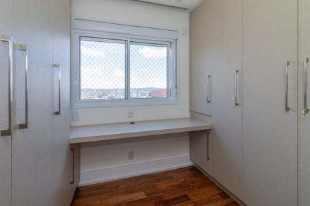 Apartamento para alugar com 100m², 2 quartos e 2 vagasCloset da Suite 2