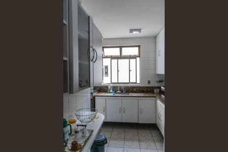 Apartamento à venda com 115m², 3 quartos e 2 vagasCozinha