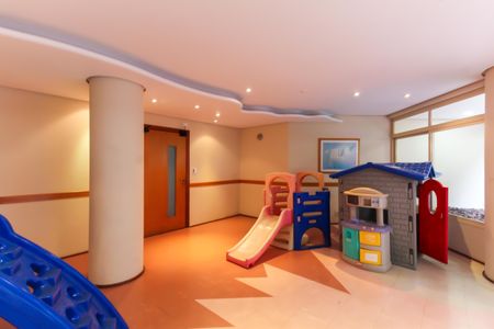 Apartamento à venda com 254m², 3 quartos e 5 vagasBrinquedoteca