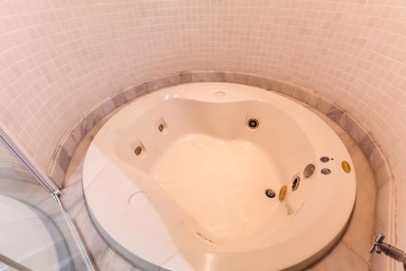 Apartamento à venda com 254m², 3 quartos e 5 vagasBanheiro da Suíte 3