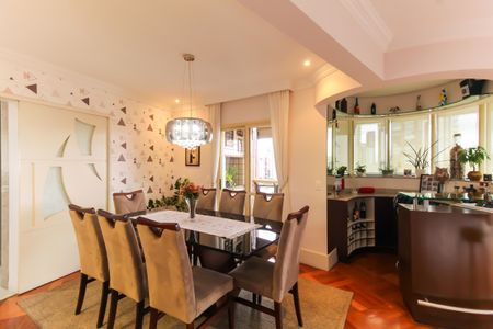 Apartamento à venda com 254m², 3 quartos e 5 vagasSala