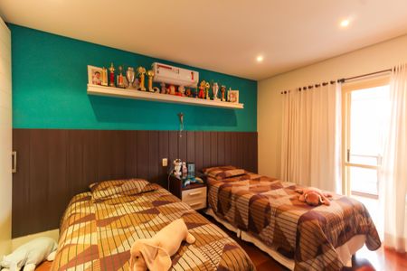 Apartamento à venda com 254m², 3 quartos e 5 vagasQuarto 2 - Suíte