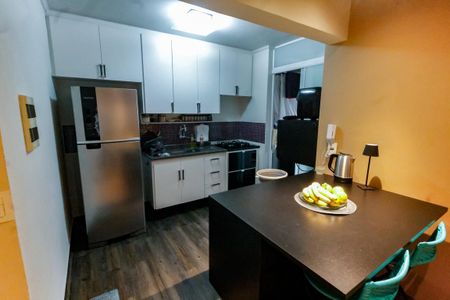 Apartamento à venda com 64m², 2 quartos e 1 vaga Apartamento à venda com 64m², 2 quartos e 1 vagaCozinha - Armários