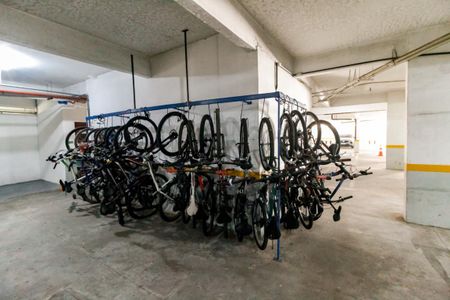 Apartamento à venda com 64m², 2 quartos e 1 vaga Apartamento à venda com 64m², 2 quartos e 1 vagaBicicletario