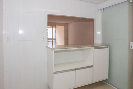 Apartamento para alugar com 80m², 2 quartos e 2 vagasCozinha