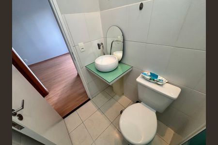 Apartamento para alugar com 42m², 2 quartos e sem vagaBanheiro