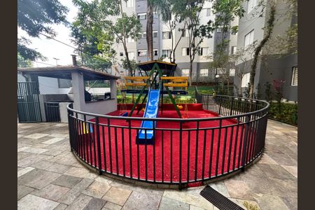 Apartamento para alugar com 42m², 2 quartos e sem vagaÁrea comum - Playground