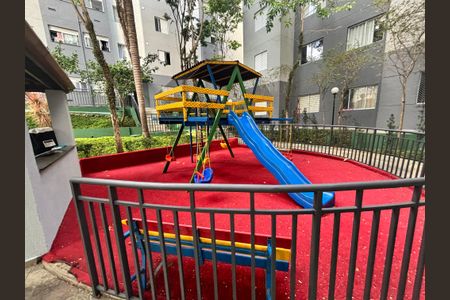 Apartamento para alugar com 42m², 2 quartos e sem vagaÁrea comum - Playground