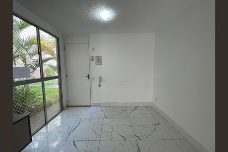 Apartamento para alugar com 45m², 2 quartos e 1 vagaSala