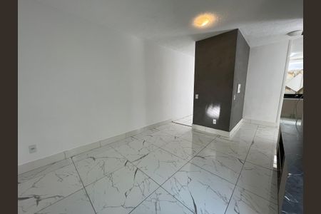 Sala de apartamento para alugar com 2 quartos, 45m² em Parque Ipê, São Paulo