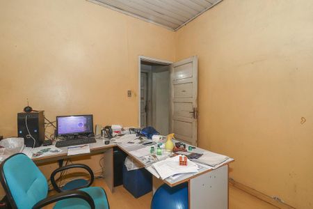 Quarto de casa para alugar com 3 quartos, 120m² em Santa Maria Goretti, Porto Alegre