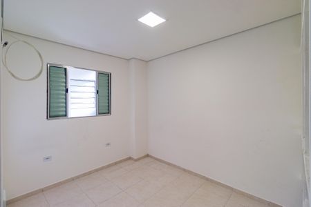 Quarto 1 de casa para alugar com 2 quartos, 44m² em Parque Reboucas, São Paulo