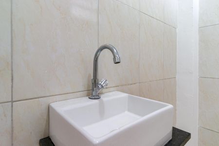 Casa para alugar com 44m², 2 quartos e sem vagaBanheiro Social