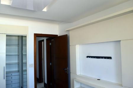 Apartamento para alugar com 160m², 4 quartos e 2 vagasSuíte